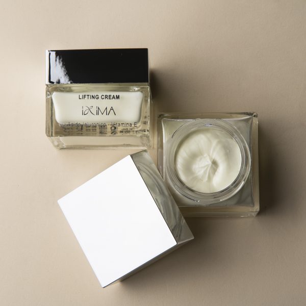 Crema viso effetto lifting